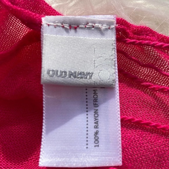 Old Navy Pink Lightweight Tassel Scarf Wrap - Picture 3 of 5